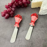 2pcs Hand Painted Handle of Rose Bouquets Design Cheese Spreader