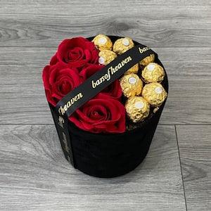 Premium Medium Velvet Rose Box- Hatbox, Home Decor, Flower Arrangement, Floral Decoration, Rose Bouquet, Flower Box, Rose Box, Forever Roses