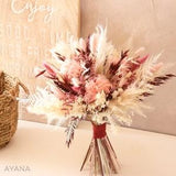 Bouquet EDIMBOURG arrangement in dried and preserved natural flower in pastel pink and terracotta, soft pink hydrangea bridal bouquet