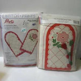 Lily Crafts Stitch Prints Oven Mitt Set x 2 Embroidery Cross Stitch Flowers NIP