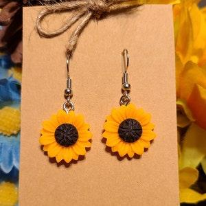 Sunflower Earrings/Fruit Earrings/Dangle Earrings/Gifts for Her/Summer Earrings/Summer Jewelry/cottagecore Jewelry/Gift Ideas/Boho hippie