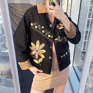 Vintage Floral embroidered Jacket / 90s Boho Hippie embroidered Cardigan / Black Brown Collared Light Jacket / Medium