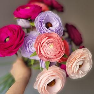 Crepe paper flower ranunculus set, Realistic flower gift for her, Unique floral congratulations gift, Birthday best friend gift bouquet