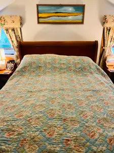 TRADITIONS BY PAMELA KLINE Blue Lily Of The Valley Quilt Queen Size 94???x 90???