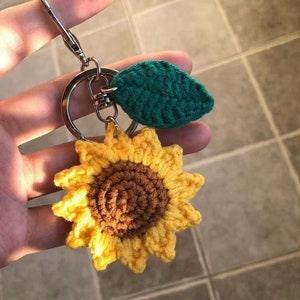 Sunflower Crochet Keychain, Amigurumi Sunflower Key Accessories, Handmade Knitted Key Chain, Sunflower Accessories, Sunflower Bag Charms