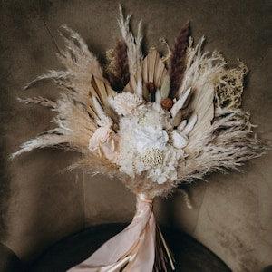 White roses bouquet dried flowers luxury bunch bridal preserved floral accessories natural boho wedding bouquet  for bride and bridesmaids