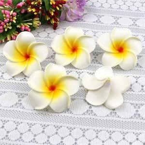 3Size White Foam Artificial Plumeria Rubra Frangipani Flower For DIY Beach Wedding Party Hirclip Hairpin Ear Flower Hawaiian Wreath Making