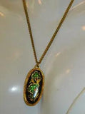 Vintage Oval Gold Foiled Enamel Flower Carnation Pendant Necklace 8b 90