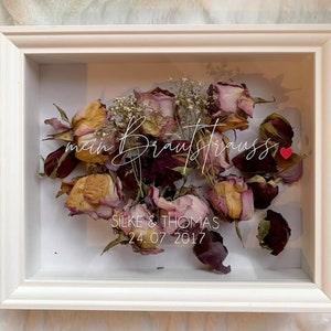 Picture frame for the bridal bouquet* New, personalized with names and date, great gift idea, wedding gift, own design possible.