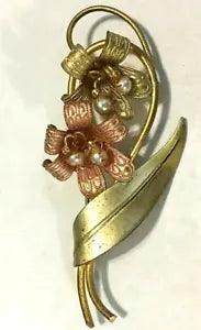 Vtg Retro Lily of the Valley Rose Gold Tone Flower w/ Seed Pearl Brooch 2.5" PIN