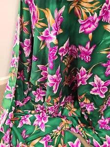 Estate Vintage Shiney Kelly Green & Purple design  15 yards @ 60" 100% Polyester