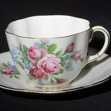 ELIZABETHAN Taylor & Kent Bone China flat Teacup and saucer set pink rose Flowers Gold Rimmed Bouquet England scalloped edge 6721