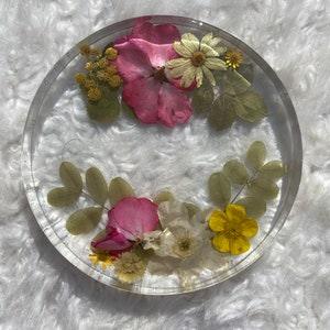 6" Real Dried Flowers and Foliage in Resin - Bouquet - Rose and Buttercup