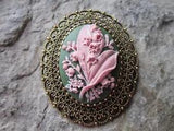 2 IN 1- LILY OF THE VALLEY CAMEO BROOCH / PIN / PENDANT - PINK ON GREEN