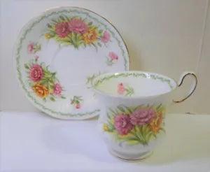 Vntg QUEENS TEA CUP SAUCER JANUARY CARNATIONS Special Flowers Bone China England