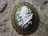 2 IN 1- LILY OF THE VALLEY CAMEO BROOCH / PIN / PENDANT - WHITE ON GREEN