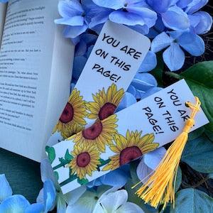 Minimal Sunflower Bookmark ? Gift for book lover ? Flower ? Floral ? Sunflower ? Double-Sided 110 lb Cardstock