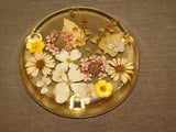 VINTAGE KITCHEN 6 1/2"  DRIED FLOWERS STEMS LEAVES CANDLE HOLDER  LUCITE TRIVET