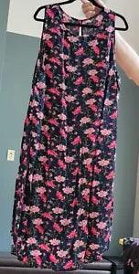 Old Navy 4X Maxi Dress Navy With Carnation Flowers In Pink Rayon