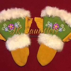 Girl's Beadwork Gauntlets