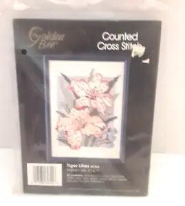 Tiger Lilies Golden Bee Counted Cross Stitch Kit #60344 5"x7"