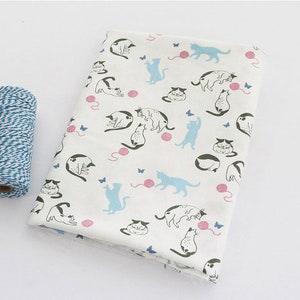 Cat printed Cotton Fabric by the yard, Attractive Cat, 110cm wide, cotton material, Sewing, DTP fabric, Crafting, Animal pattern, kitty,