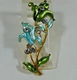 VTG LILY BOUQUET PEARLIZED TINTED ENAMEL RHINESTONE GOLD TONE BROOCH PIN EVC