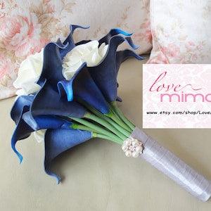 Wedding Bouquets, Navy Calla Lily bouquet, silk flower bouquets, Ivory Roses bouquet, Bridal Bouquet, Bridesmaid gifts, Boho Wedding, gifts