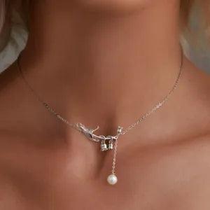 Fashionable Elegant 925 Sterling Silver Lily of the Valley CZ Necklace For Women