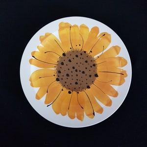 Vera Neumann Hand Painted Sunflower Dinner Plates, 4 Available, Island Worcester, Made in Jamaica, 1960s