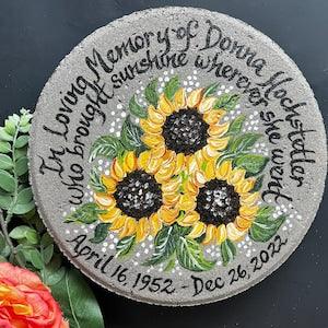 CUSTOM MEMORIAL GIFT, Sunflower Memorial Garden Stone, Personalized Memorial Gifts for Friend, Mother??s Day, Sympathy Gifts, Sunflowers