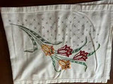 Vintage Embroidered Table Runner Dresser Scarf Hand Stitched Day Lilys