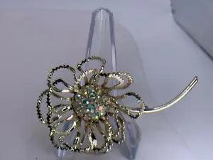 Flower Outline Carnation Aurora Rhinestones 1950s Vintage Silver Brooch D-9620