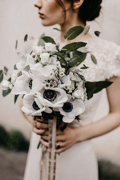 Top 10 Useful Ideas to Planning an Intimate Backyard Wedding - Elegantweddinginvites.com Blog Flower Delivery