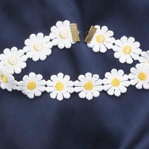 Daisy Choker | Flower Lace Choker Necklace | Boho Choker Hippy | Summer Jewelry | Yellow Sunflower | Festival Jewellery | Cute Choker