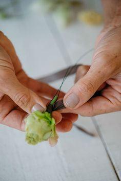How to Wire Flower Stems Flower Delivery