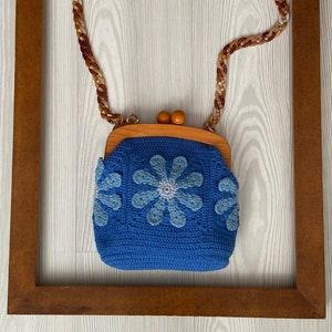 Granny Square Bag, Daisy Crochet Bag, Sunflower Crochet Tote Bag with Wooden Handle, Colorful Boho Bag Gift For Her, Knitted Shoulder Bag