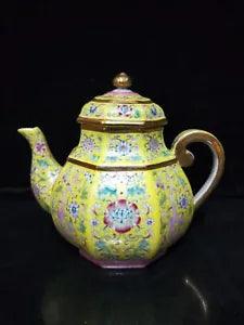 6.7" Old qing dynasty qianlong mark Porcelain colour enamels peony flower Teapot