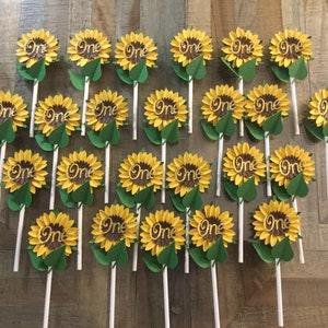 Sunflower cupcake topper, flower cupcake topper