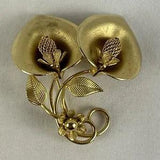 Vintage Calla Lily Pin Brooch 2??? Textured Gold Flower Spin Lock