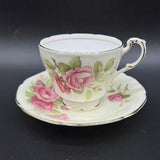 Paragon A2678 Rose Bouquet Tea Cup Saucer Set Bone China England