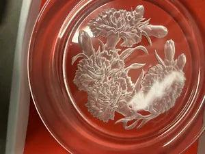Hoya Crystal Plate - Carnations "Admiration" (May.)