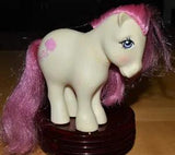 MLP 1982 My Little Pony G1 Hasbro Birthday Birth Month flower January Carnation