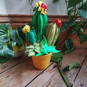 Fiery colours cacti garden! Felt, textiles cacti and succulents in a felt covered pot, with yellow felt flowers. Handmade felt cactus.