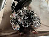 FOSSIL Silver Tone Lily Hinged Bangle