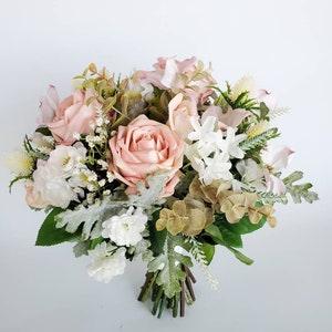Bridal bouquet/bridesmaids flowers /wedding flowers /wedding centerpieces /blush bouquet/corsages/Boutoniers