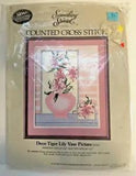 something special cross stitch needlepoint kit Deco tiger lily vase Craft Flower