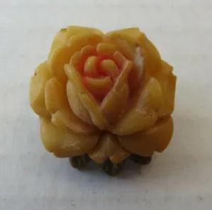 VINTAGE MADE IN JAPAN CARNATION FLOWER PLASTIC PIN        (INV35116)