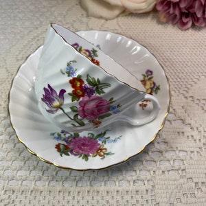 AYNSLEY Tea Set FLORAL BOUQUET, Vintage Teacup and Saucer 1950, Tulip and Rose and Wildflowers