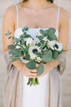 Langham Chicago Wedding with Hanging Tulips - Life in Bloom Flower Delivery